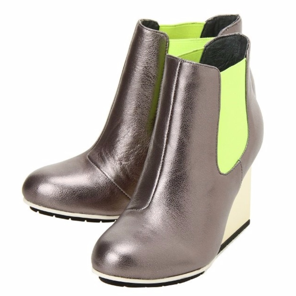 Closing SALE: United Nude mirror chelsea wedges